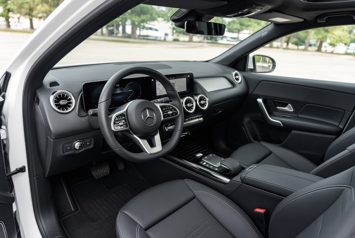 Mercedes-Benz GLA - 7