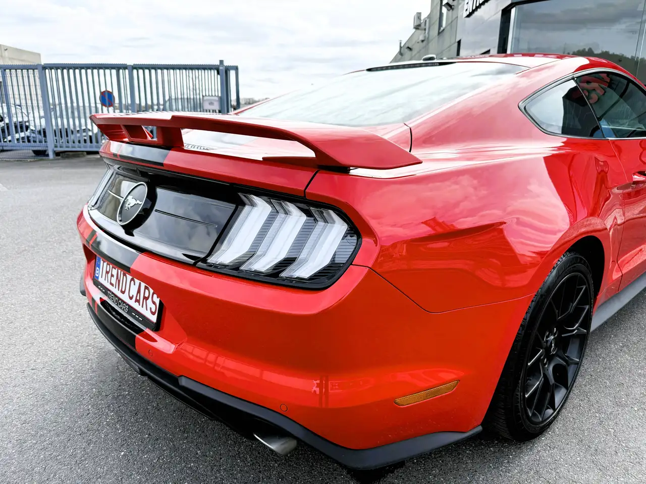 Ford Mustang - 7