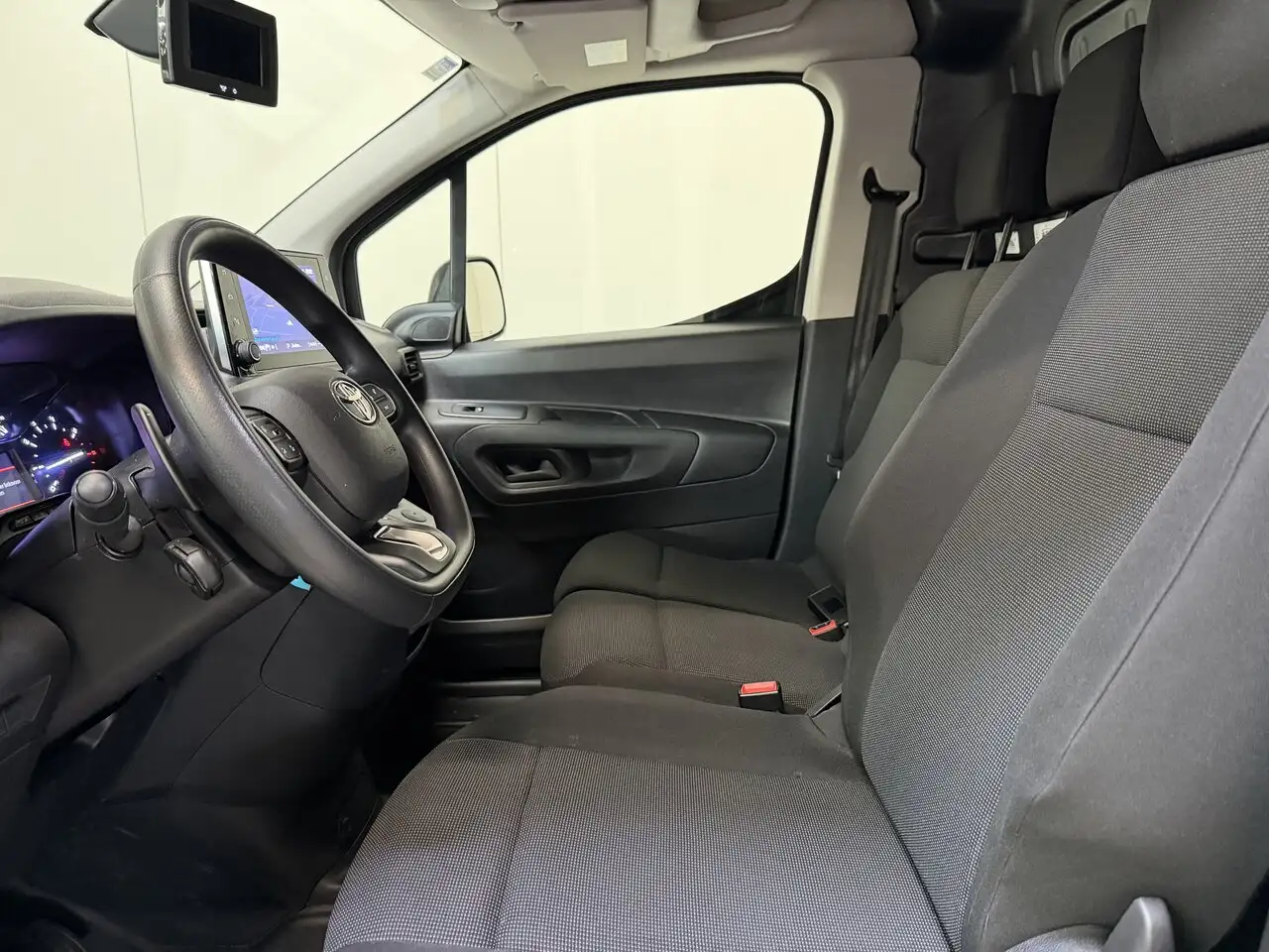 Toyota Proace City - 10
