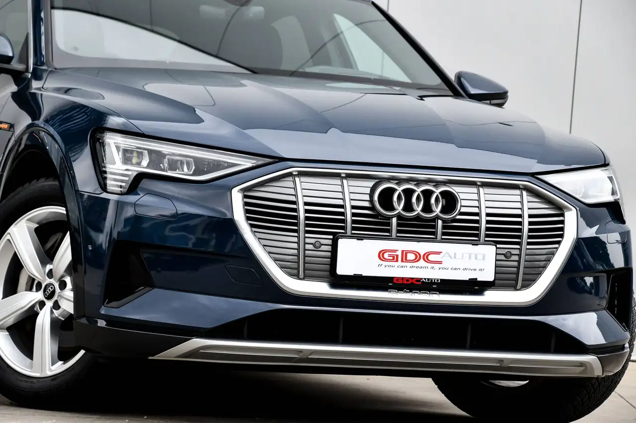 Audi e-tron - 12