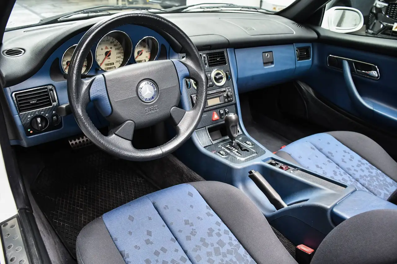 Mercedes-Benz SLK 200 - 8