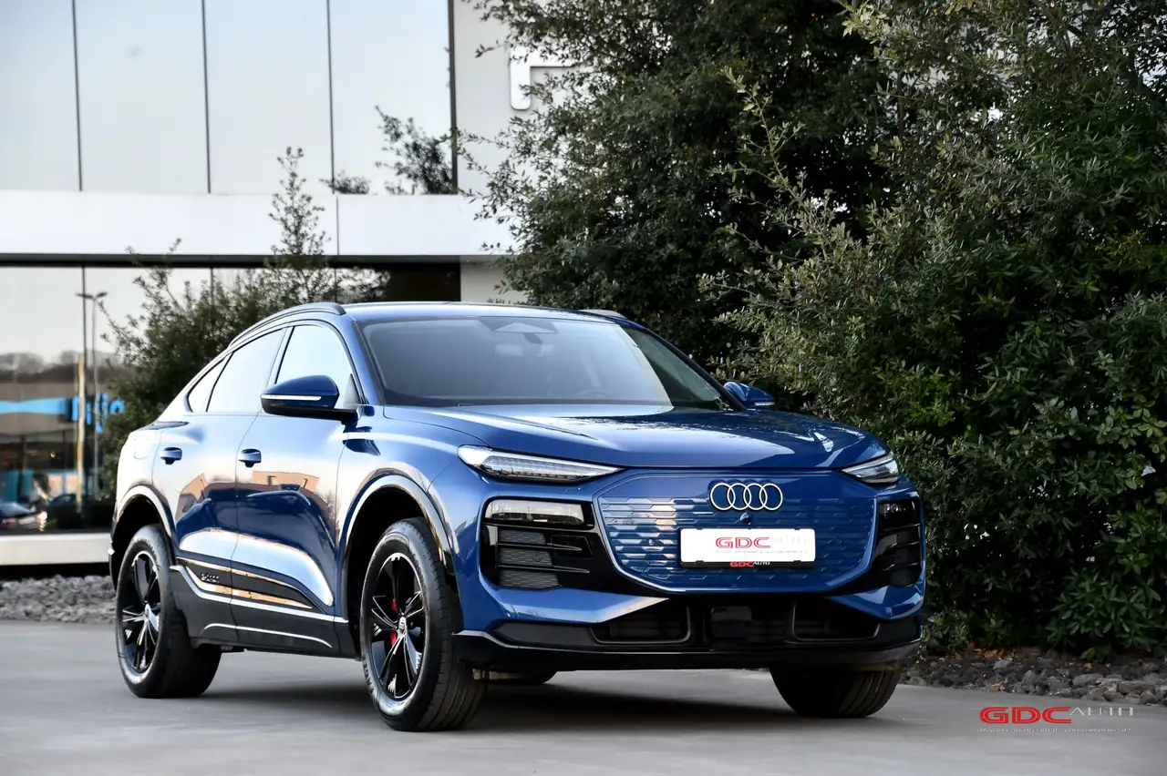 Audi Q6 e-tron - 4