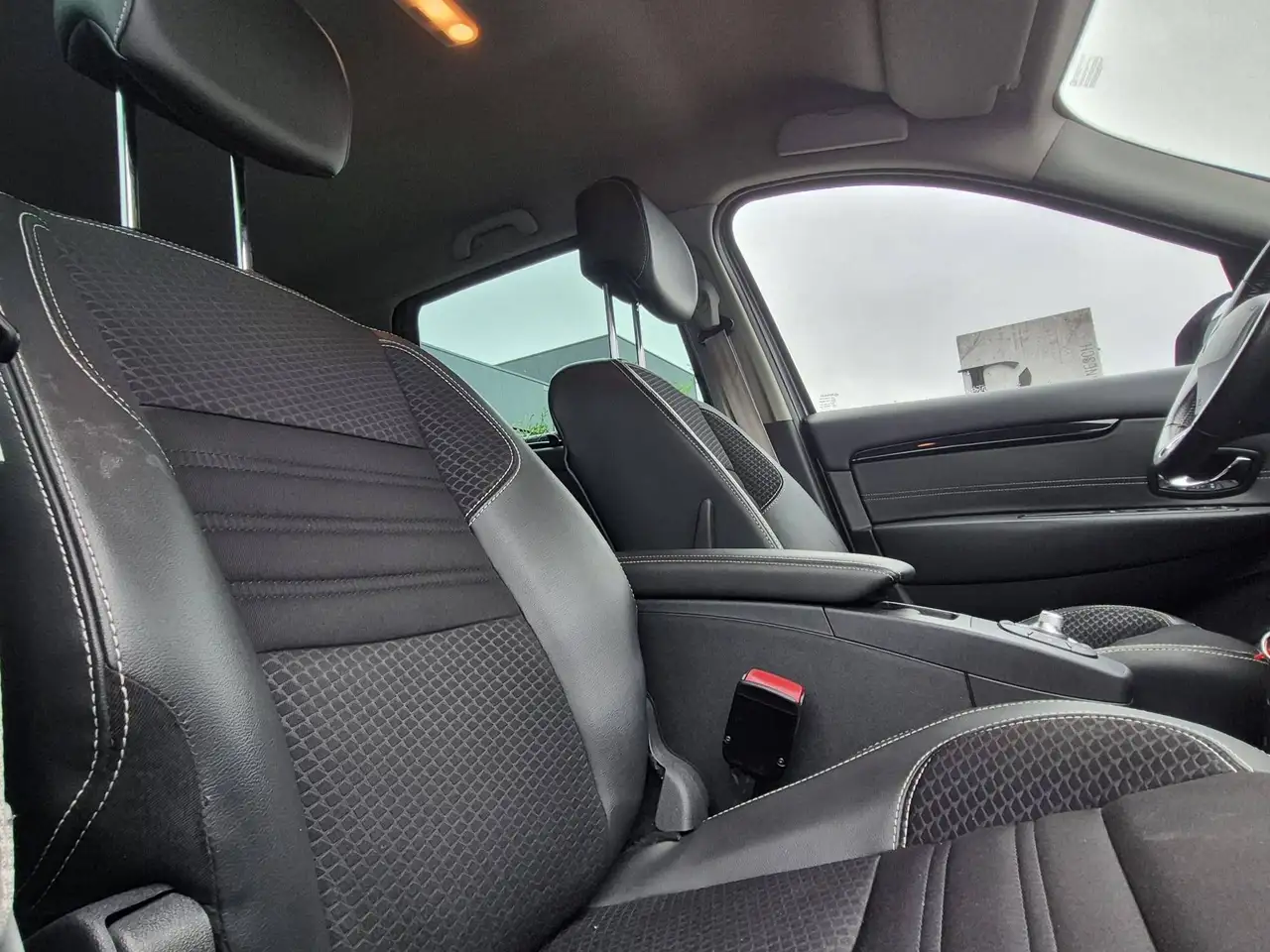 Renault Scenic - 12