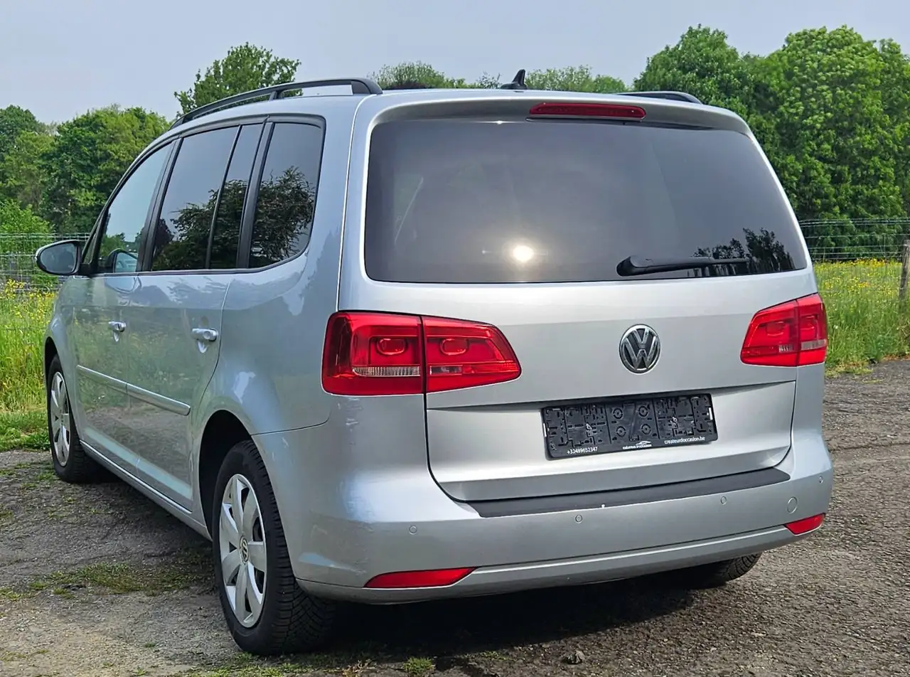 Volkswagen Touran - 7