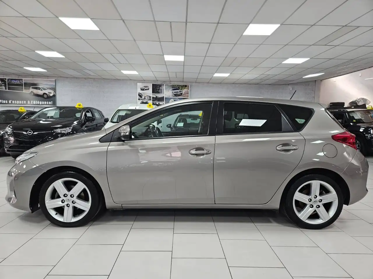 Toyota Auris - 6