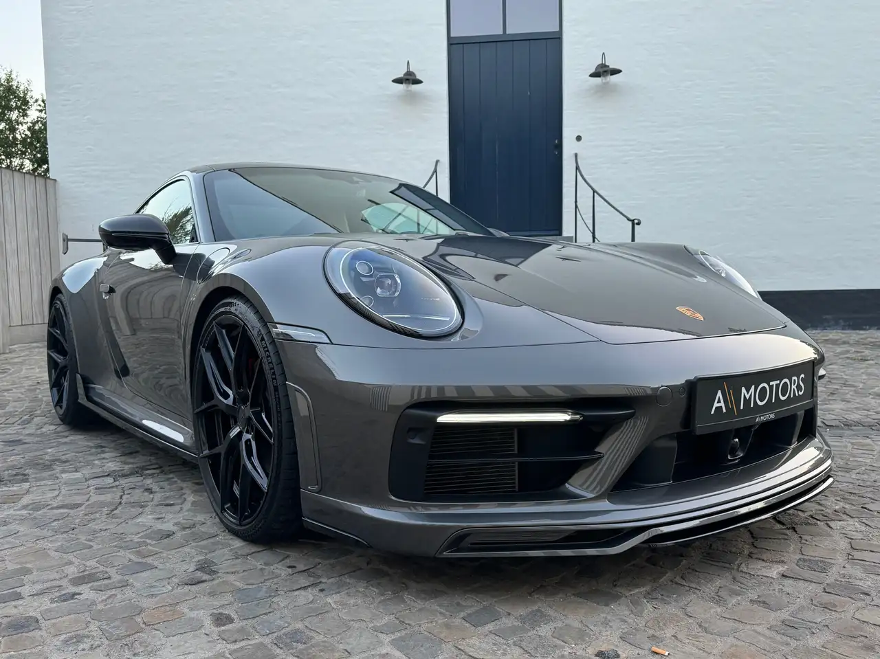 Porsche 911 - 8