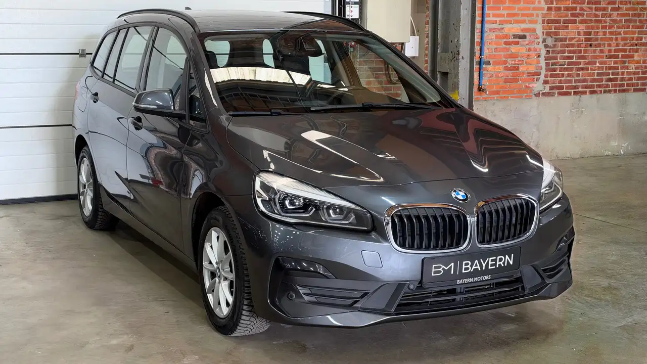 BMW 216 - 8