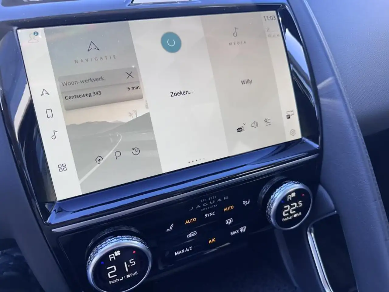 Jaguar E-Pace - 9