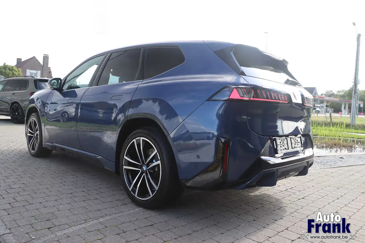 BMW iX3 - 5
