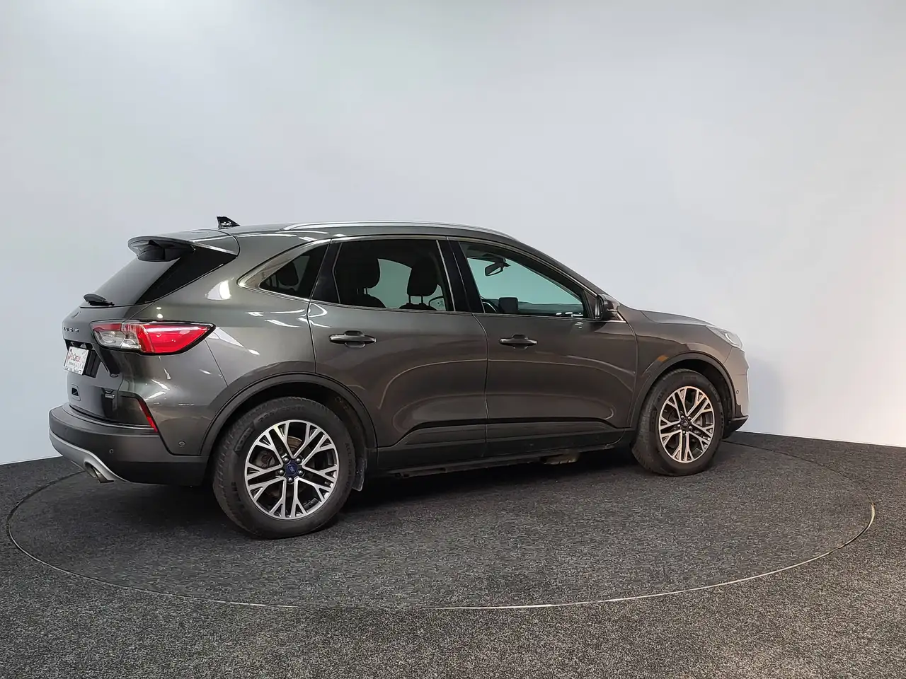 Ford Kuga - 6