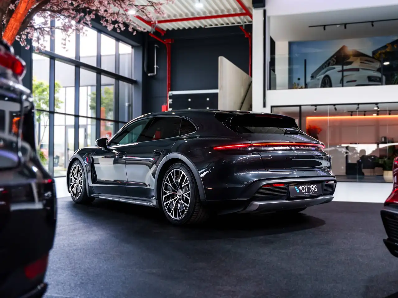 Porsche Taycan - 3