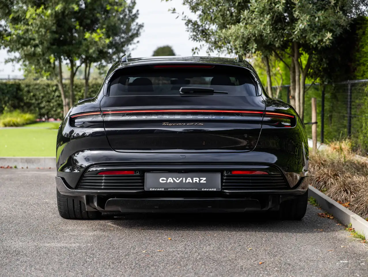 Porsche Taycan - 5