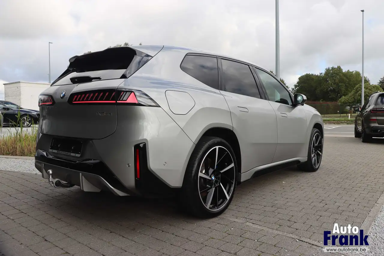 BMW iX3 - 7