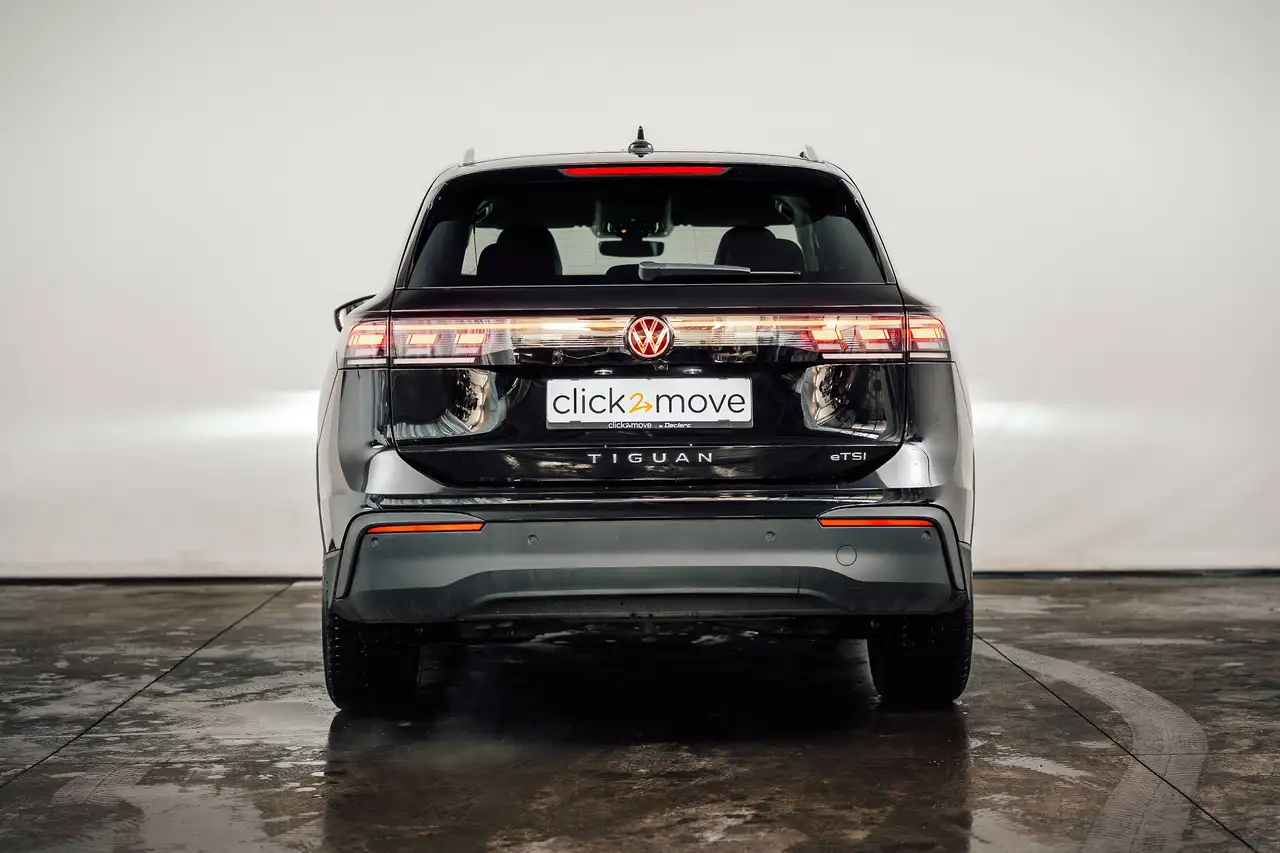 Volkswagen Tiguan - 5