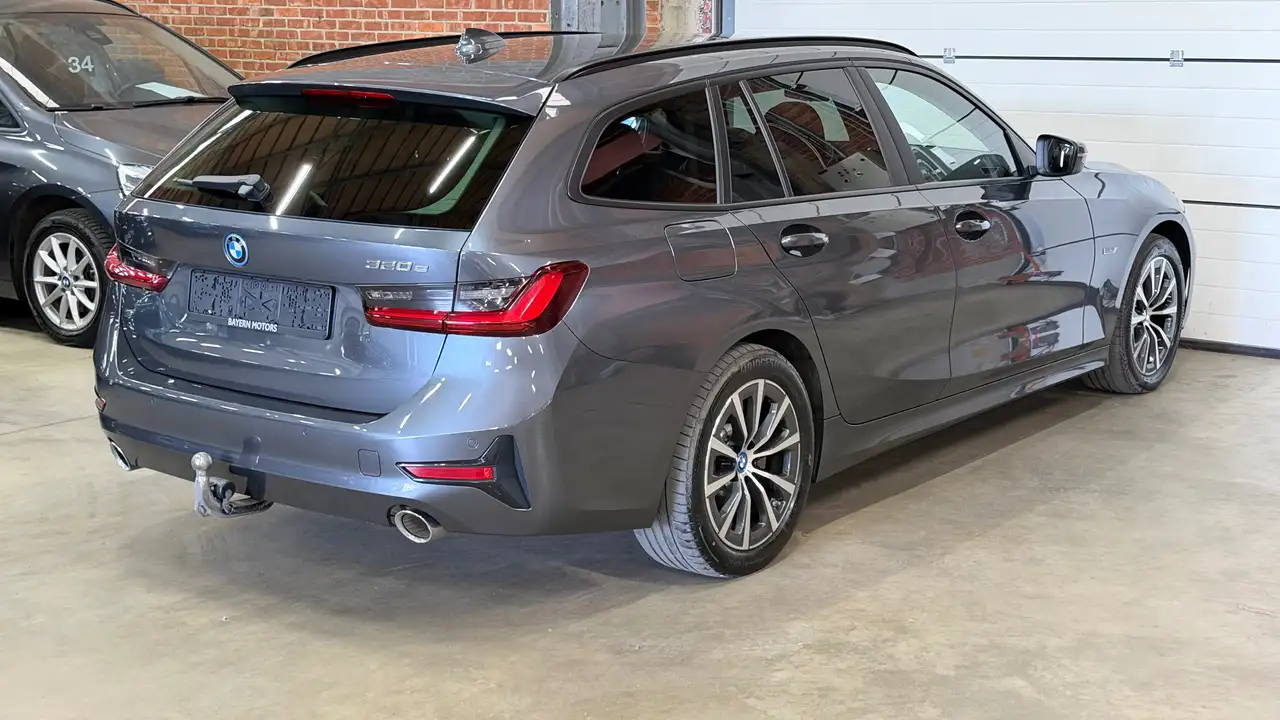 BMW 320 - 2