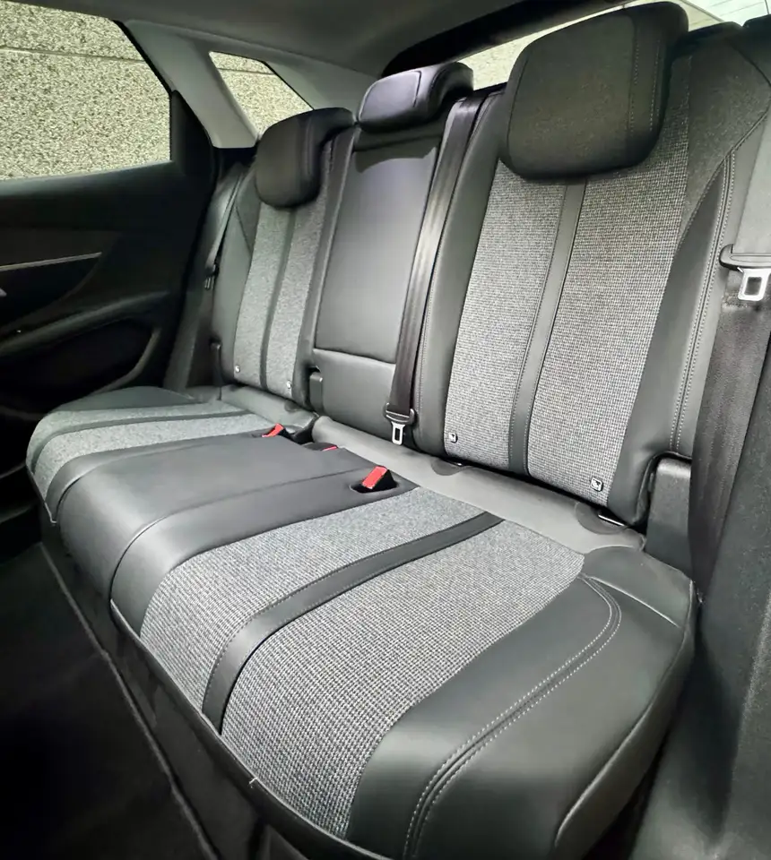 Peugeot 3008 - 9