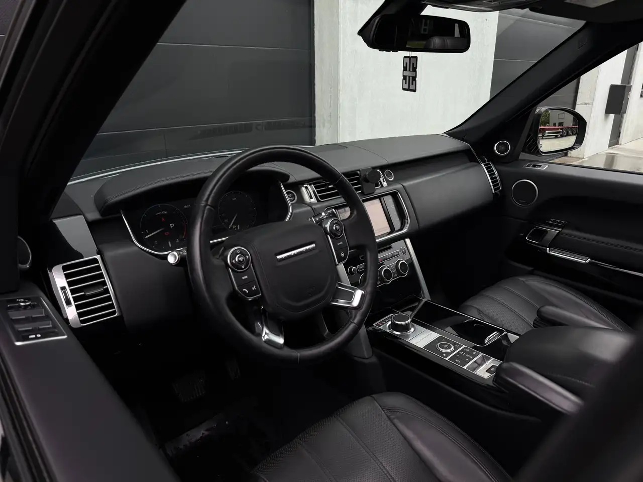 Land Rover Range Rover - 6