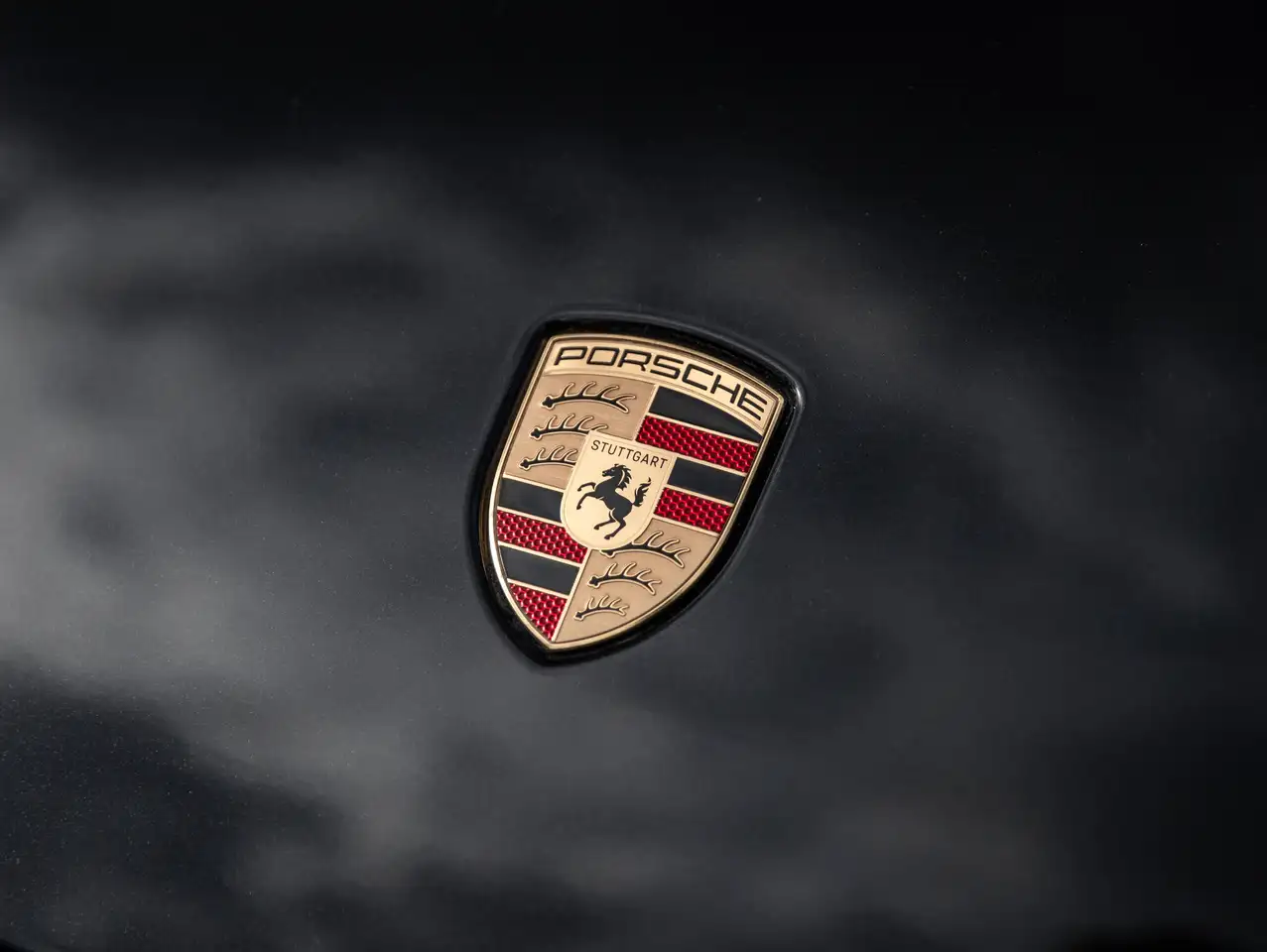 Porsche Taycan - 11