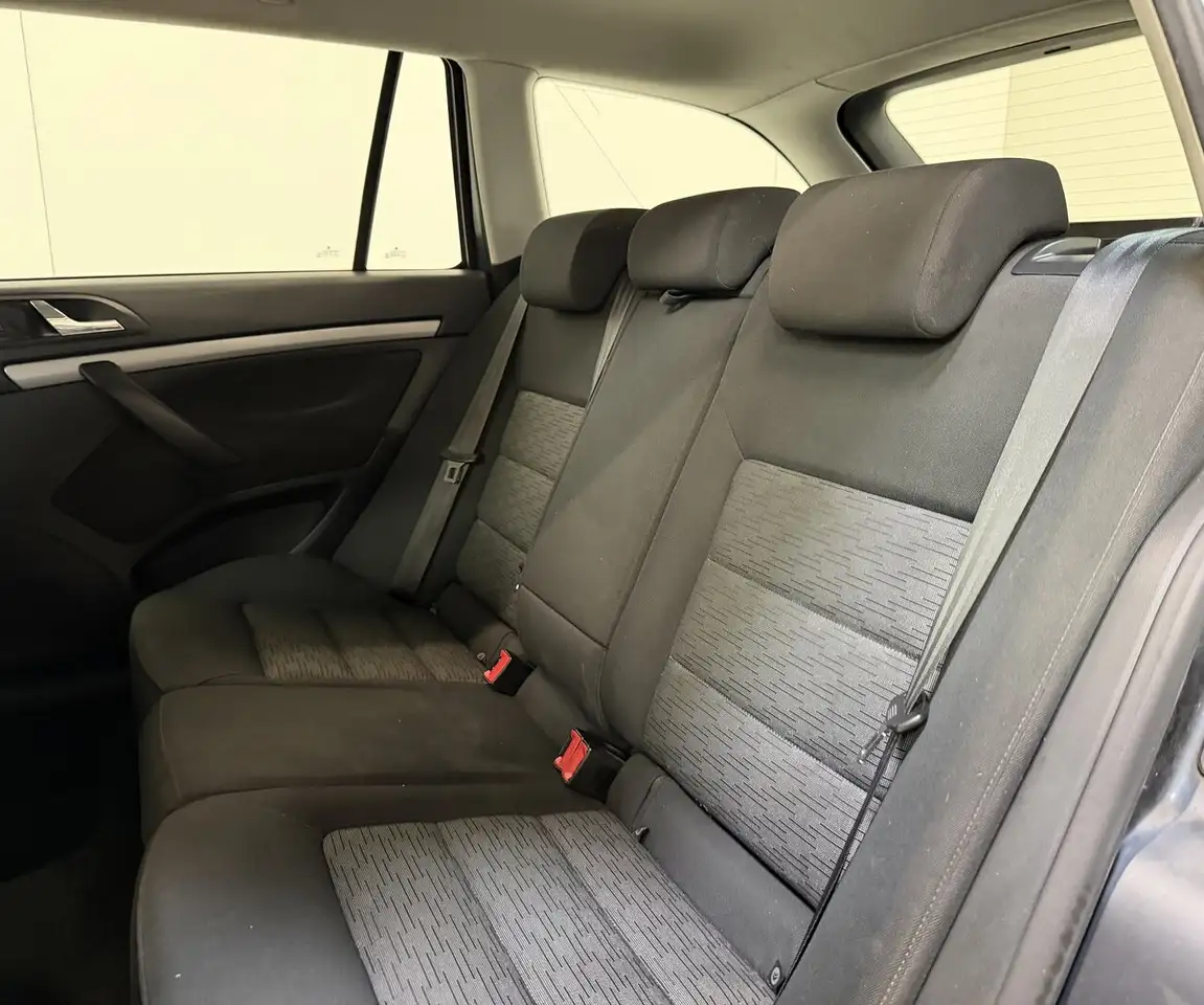 Skoda Octavia - 9