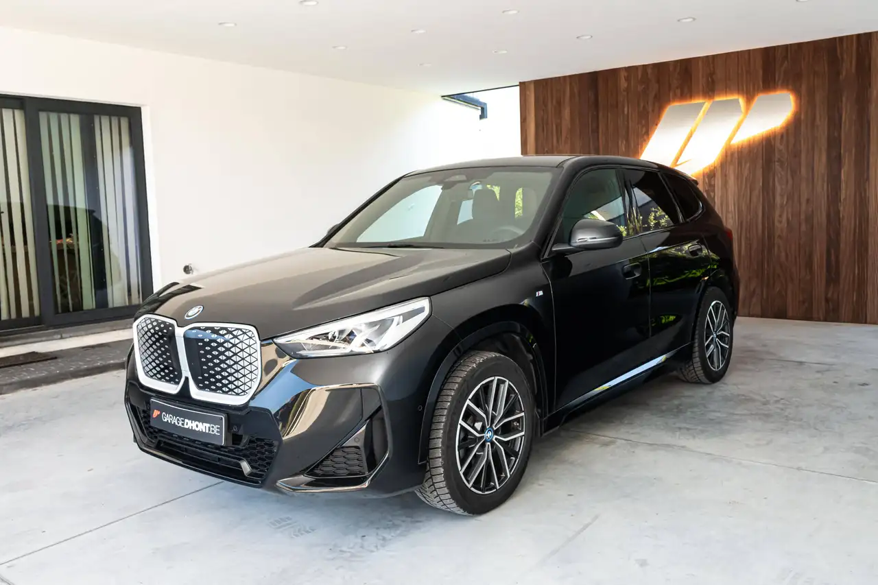 BMW iX1 - 2