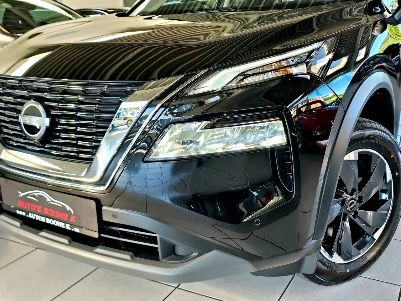 Nissan X-Trail - 2