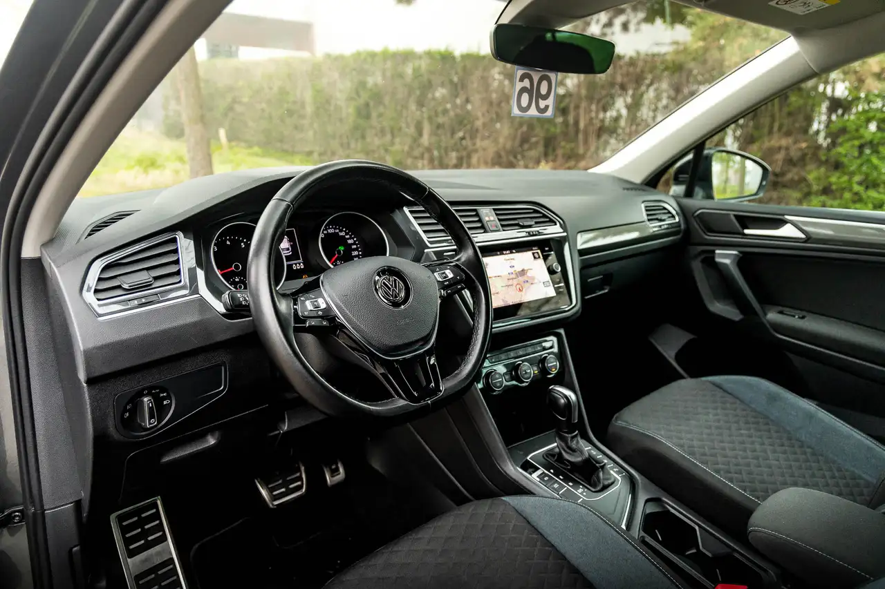Volkswagen Tiguan - 4