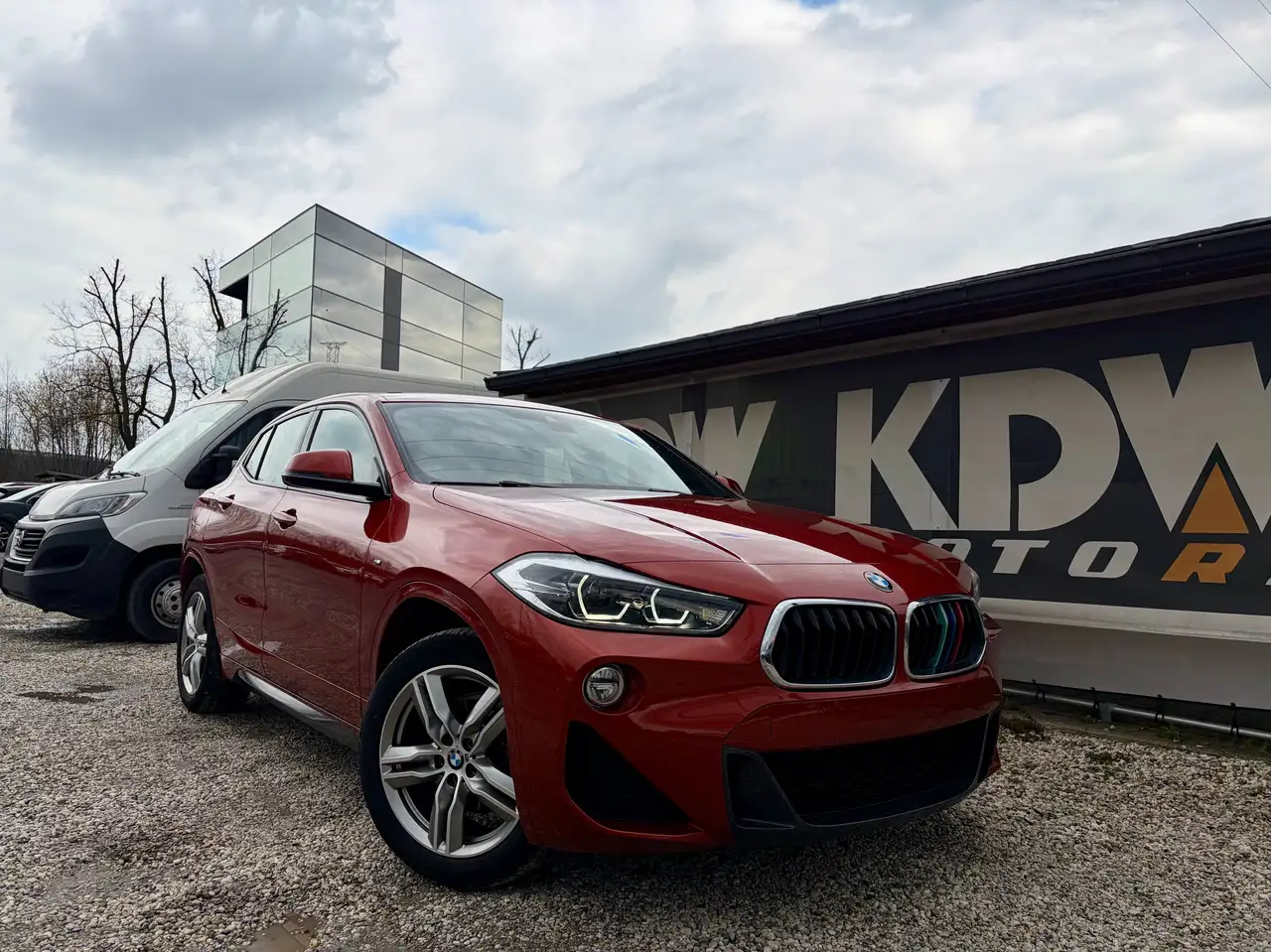 BMW X2