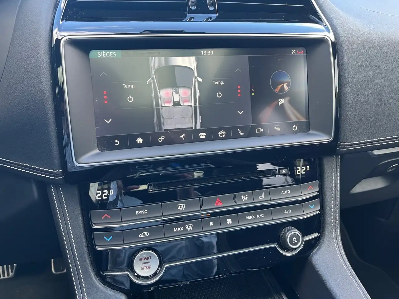 Jaguar F-Pace - 15