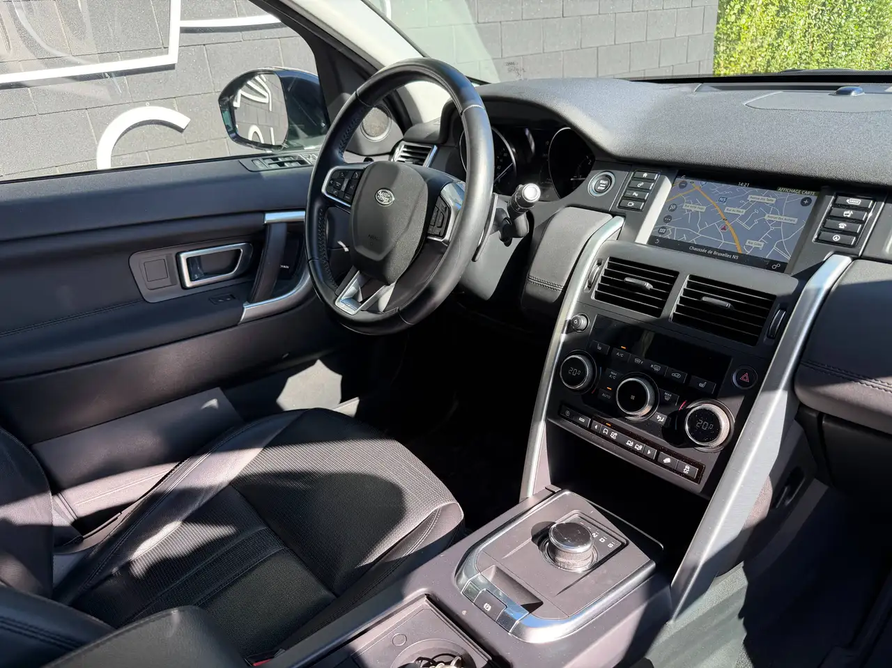 Land Rover Discovery Sport - 9