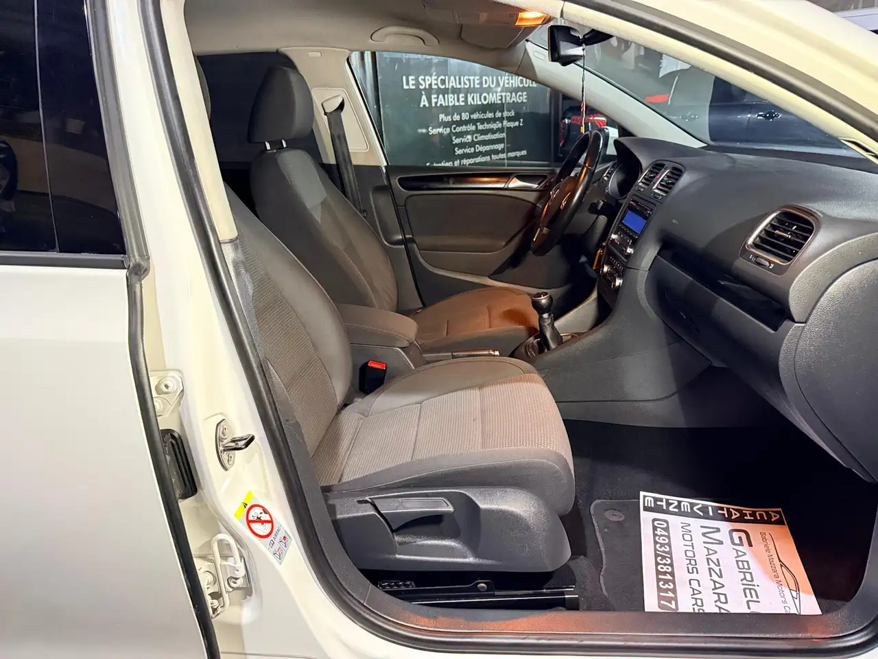 Volkswagen Golf - 11
