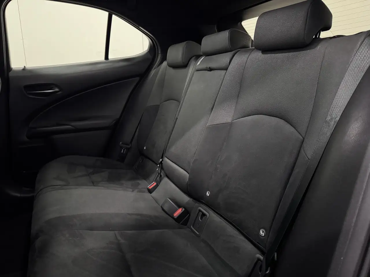 Lexus UX 250h - 9