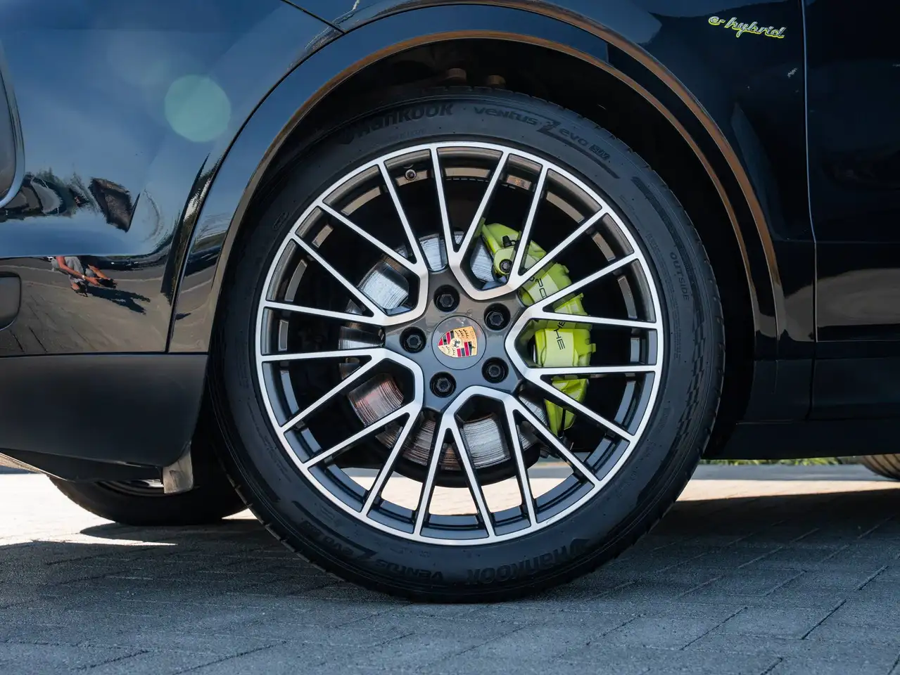 Porsche Cayenne - 2