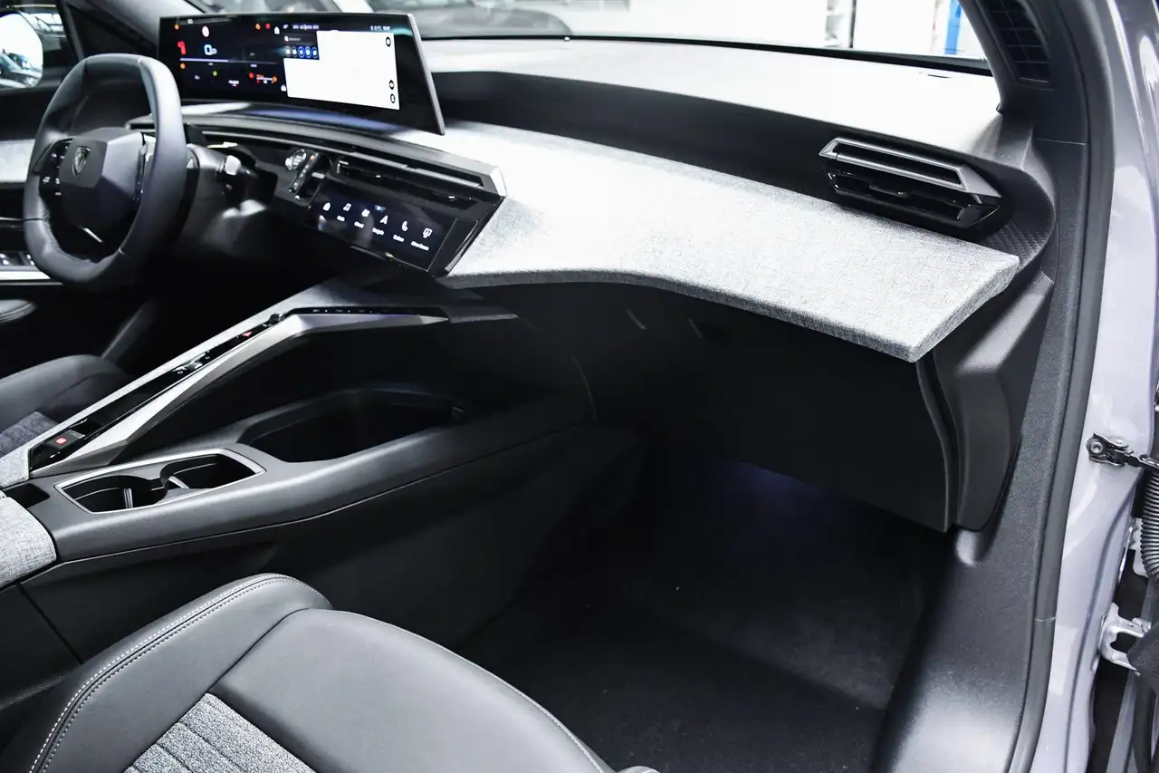 Peugeot 5008 - 7