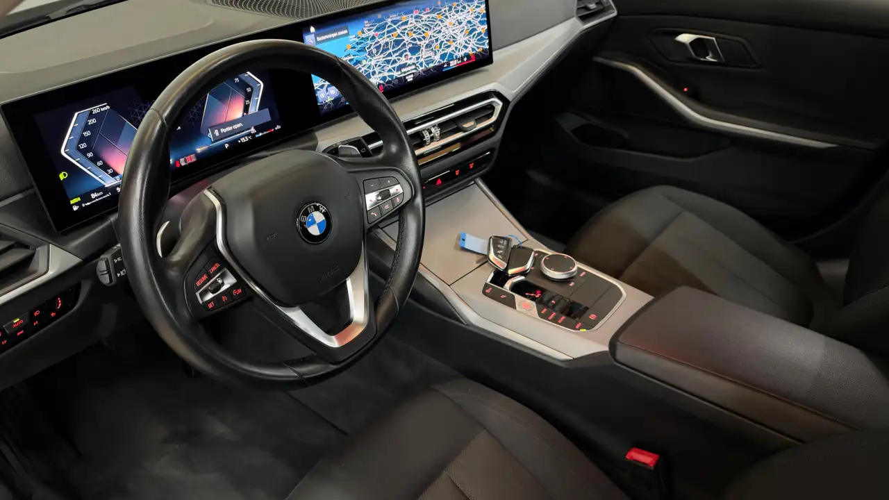 BMW 318 - 8