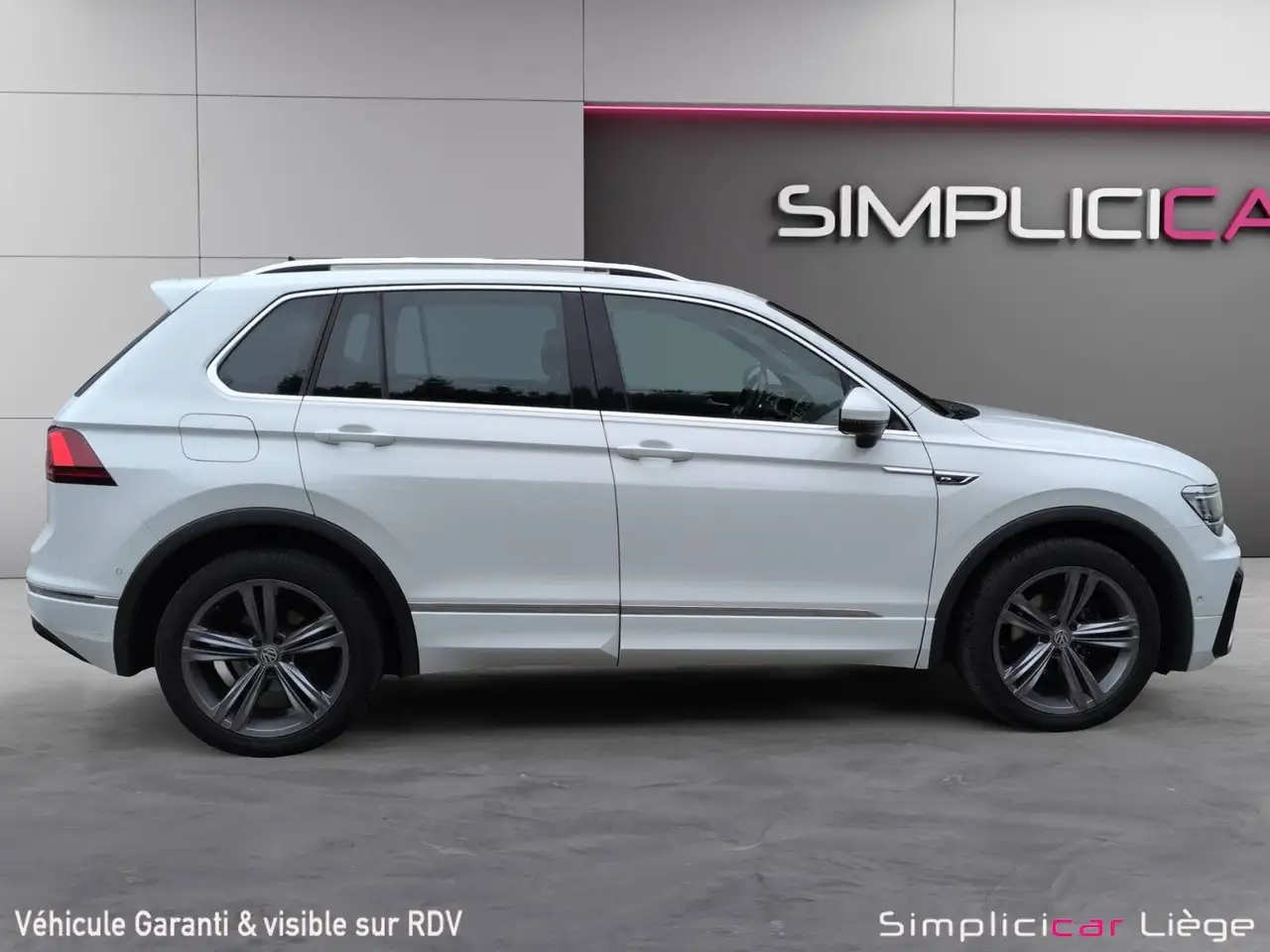 Volkswagen Tiguan - 4