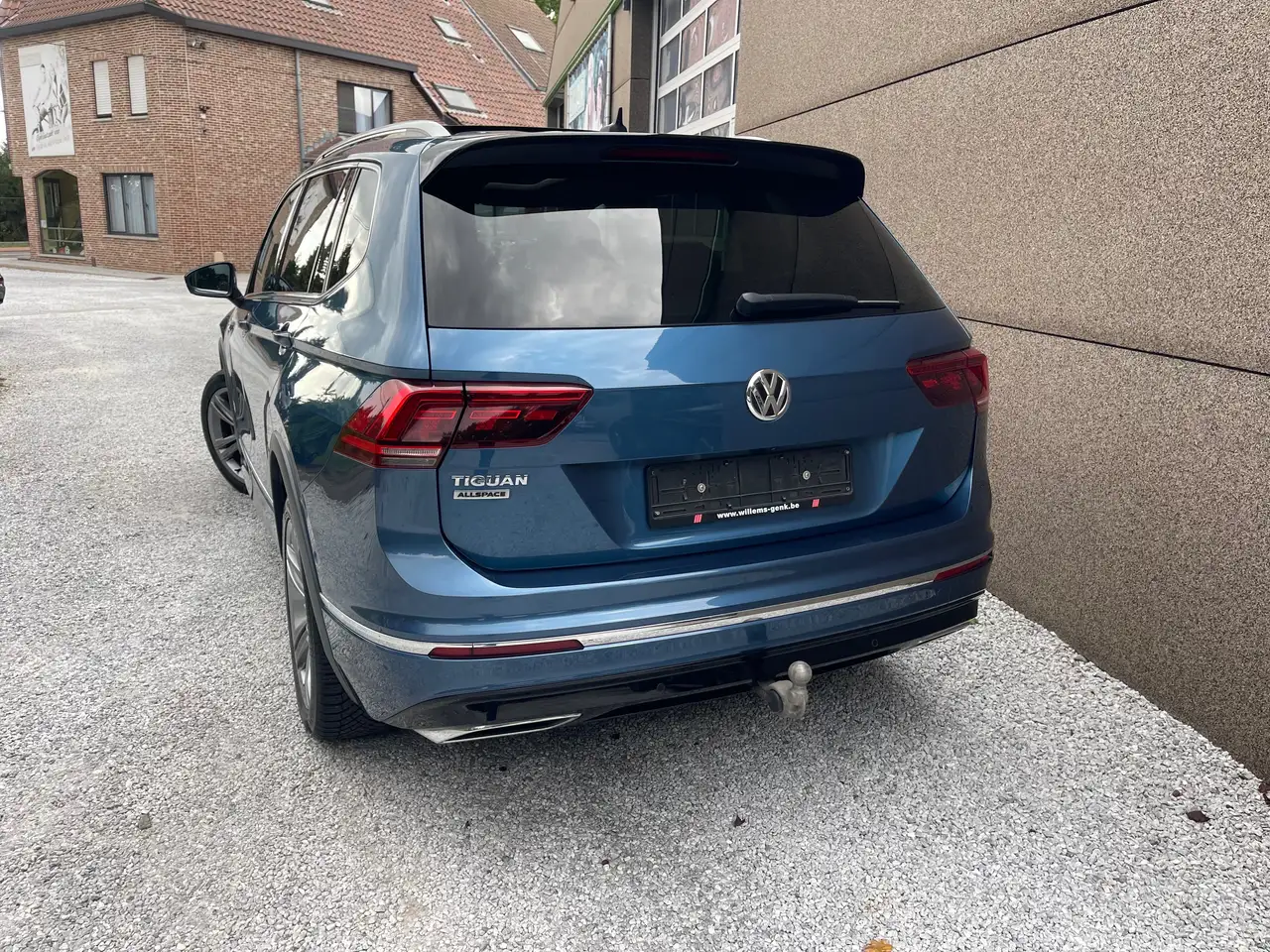 Volkswagen Tiguan - 5