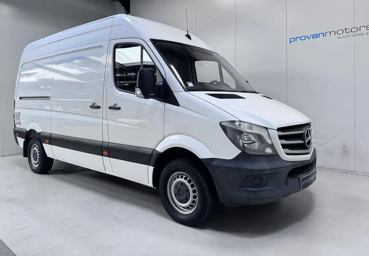 Mercedes-Benz Sprinter - 5