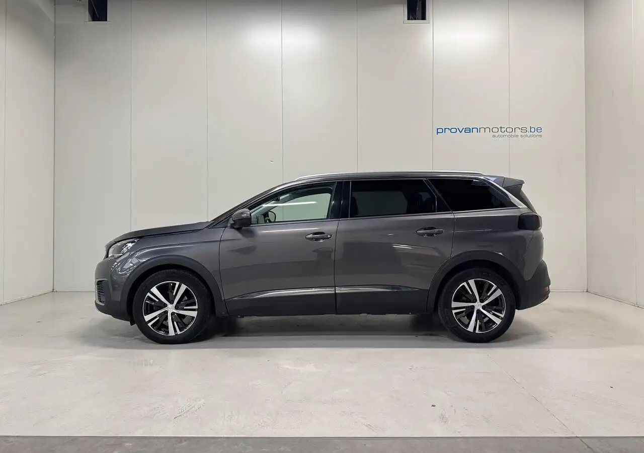 Peugeot 5008 - 8