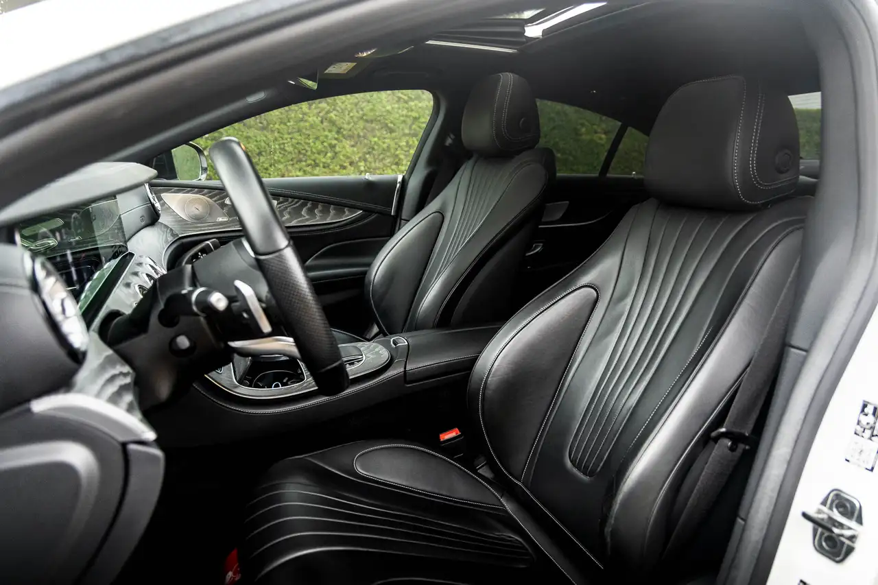 Mercedes-Benz CLS 220 - 7