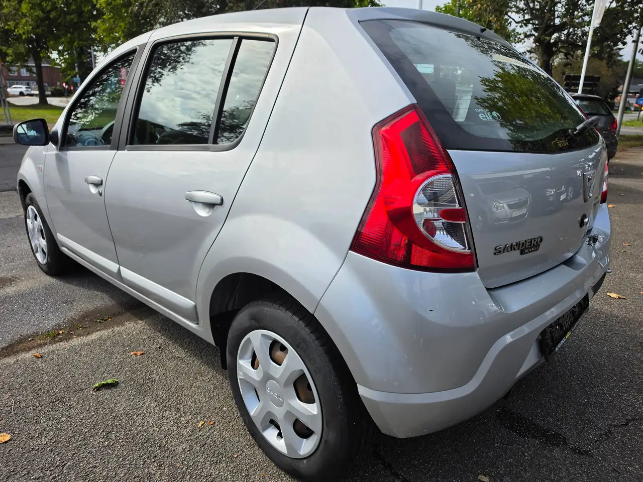 Dacia Sandero - 4