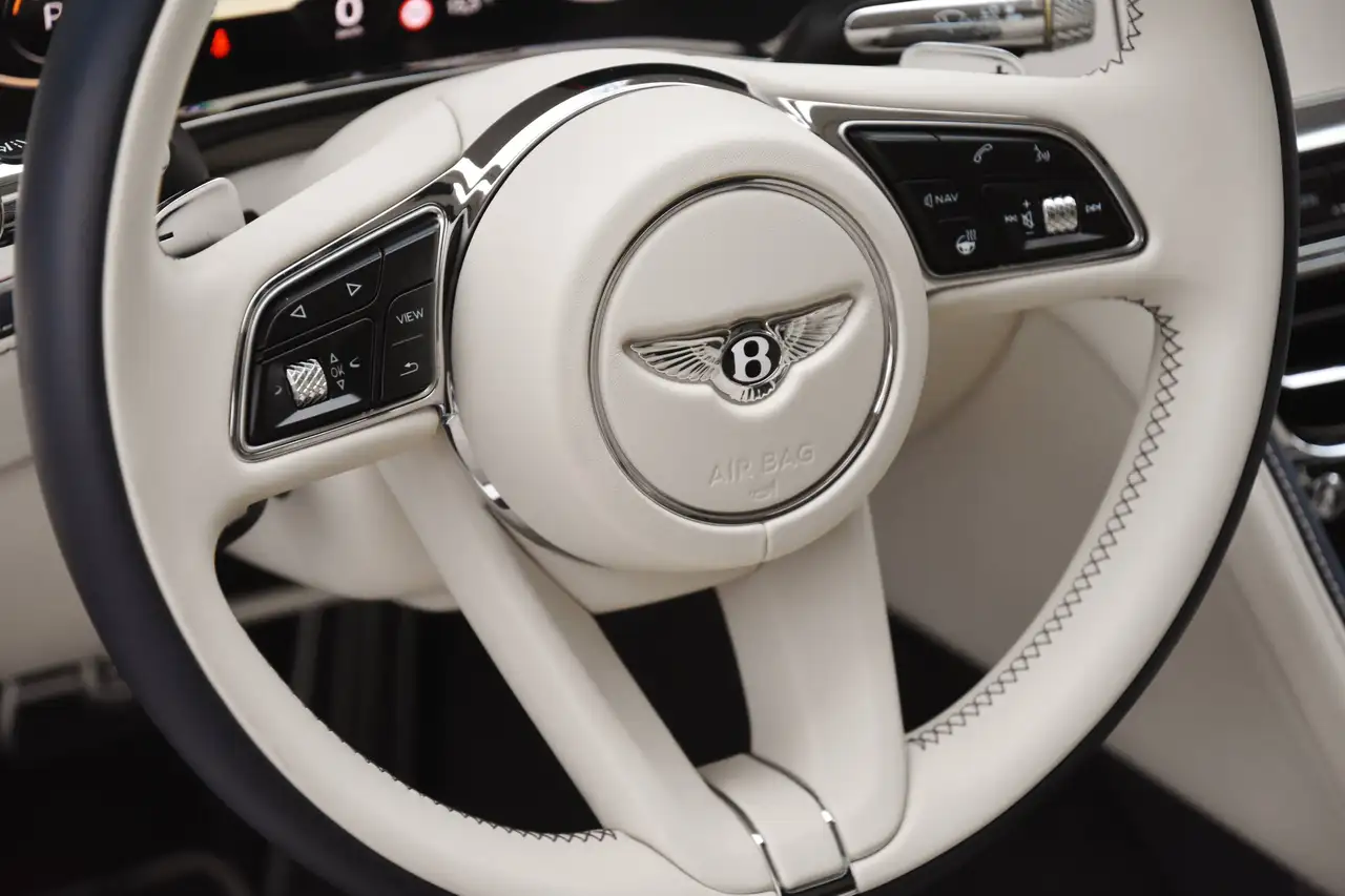 Bentley Flying Spur - 11