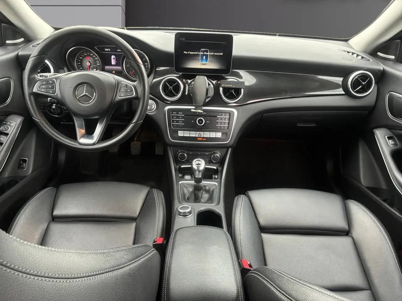 Mercedes-Benz CLA 200 - 10