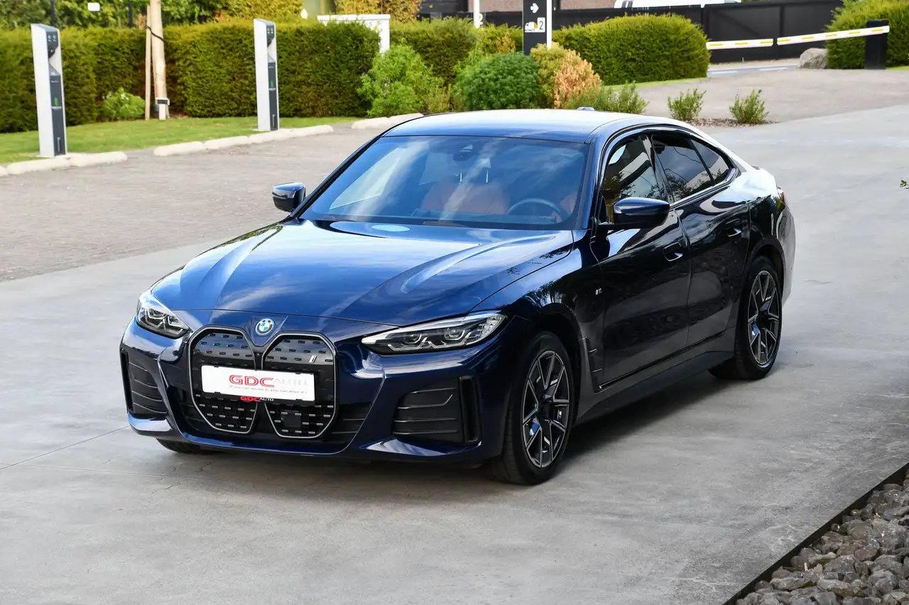 BMW i4 - 4