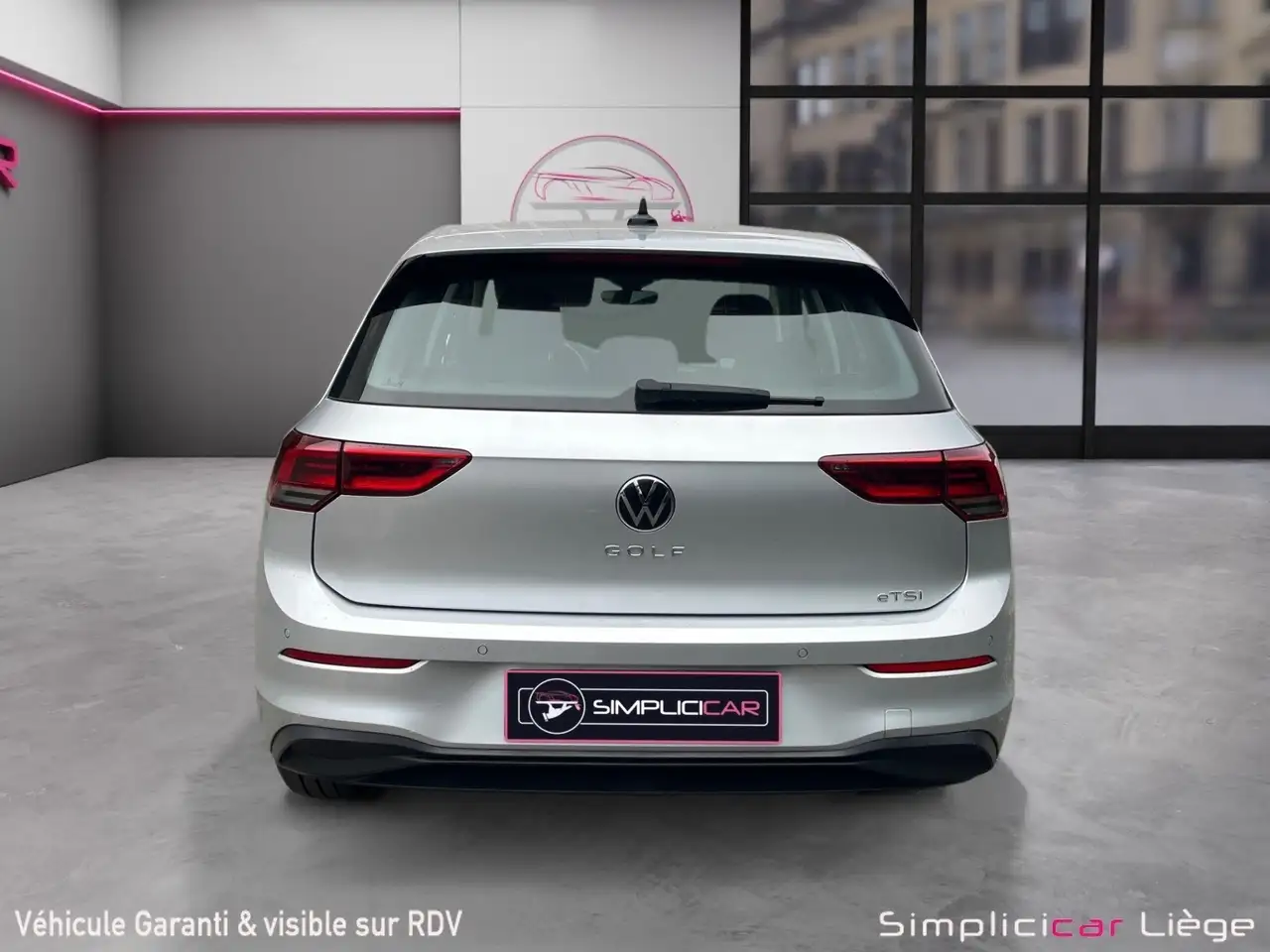 Volkswagen Golf - 6