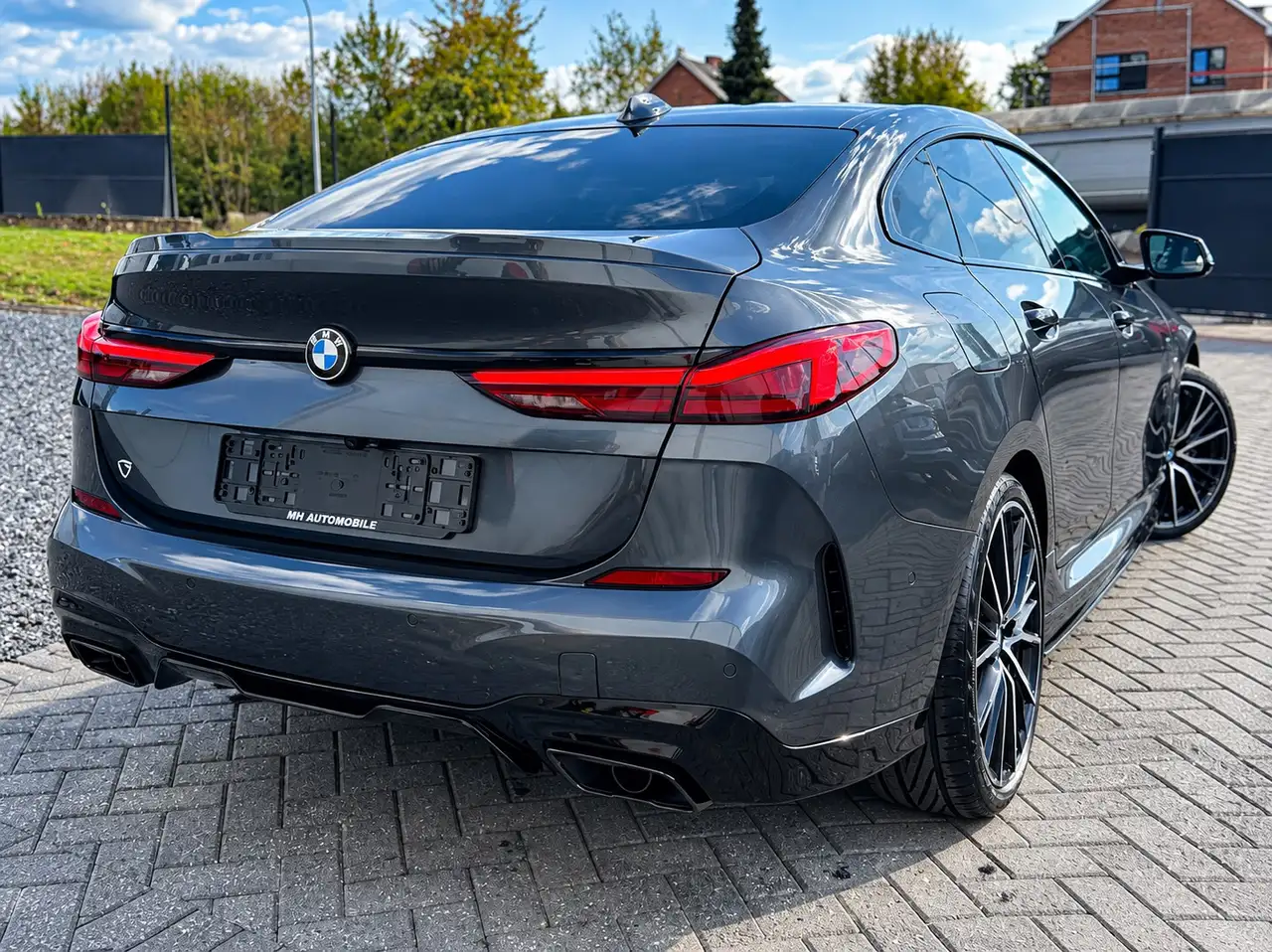 BMW 218 - 2