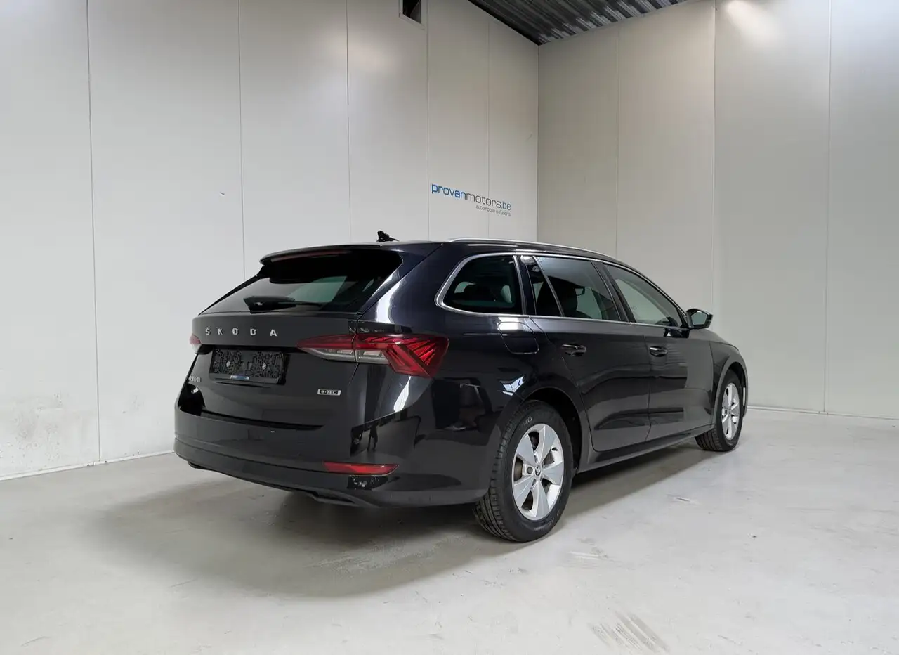 Skoda Octavia - 3