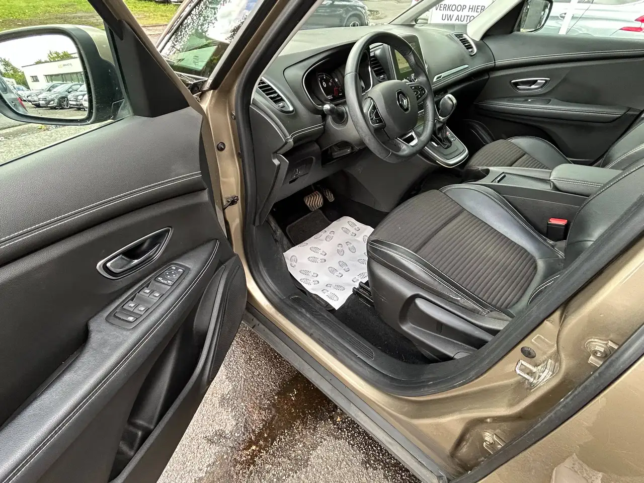 Renault Scenic - 9