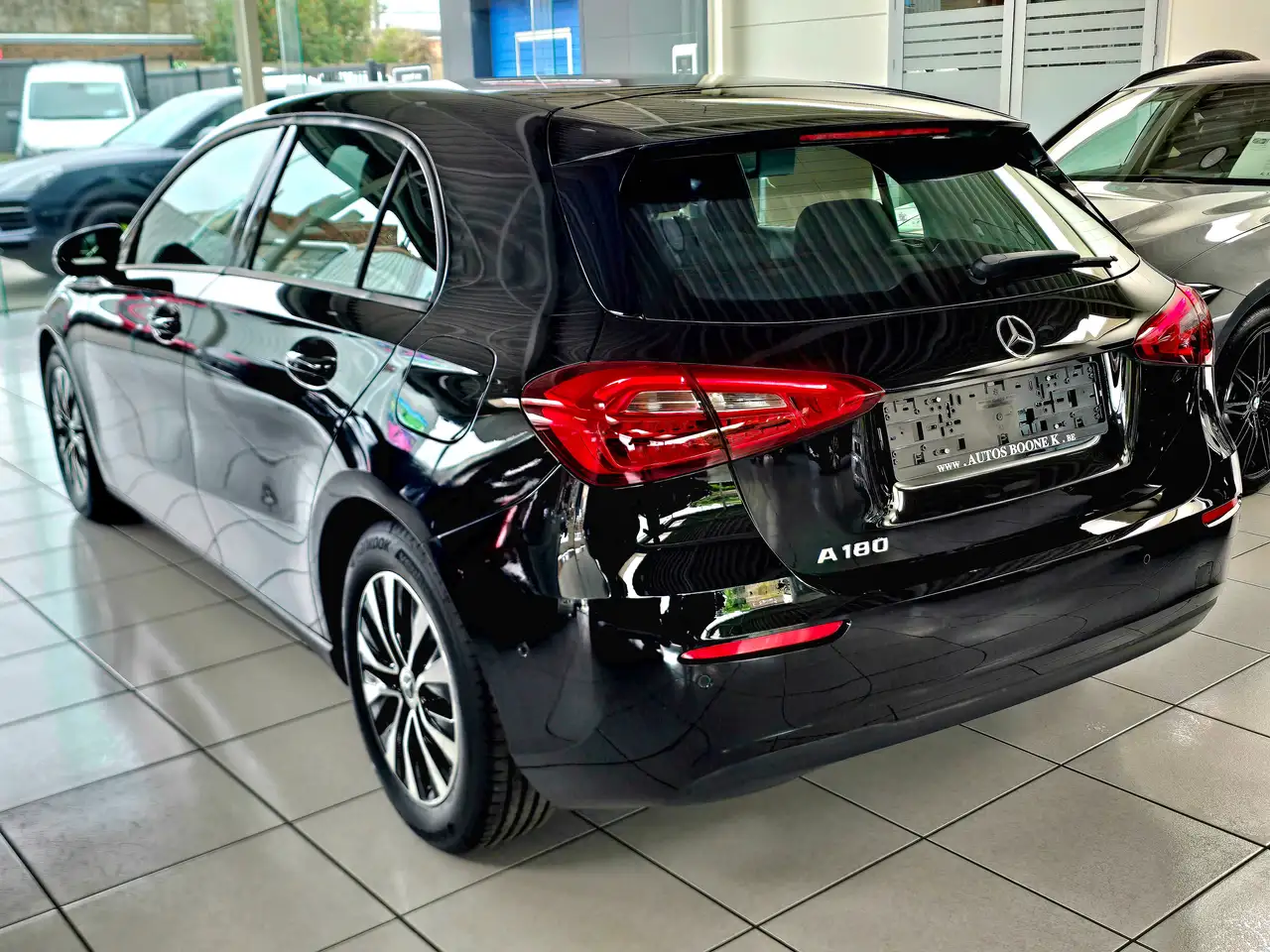 Mercedes-Benz A 180 - 4