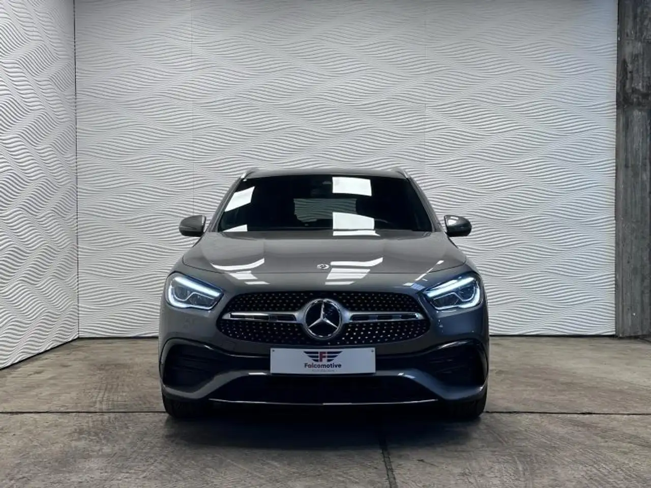 Mercedes-Benz GLA 180 - 6