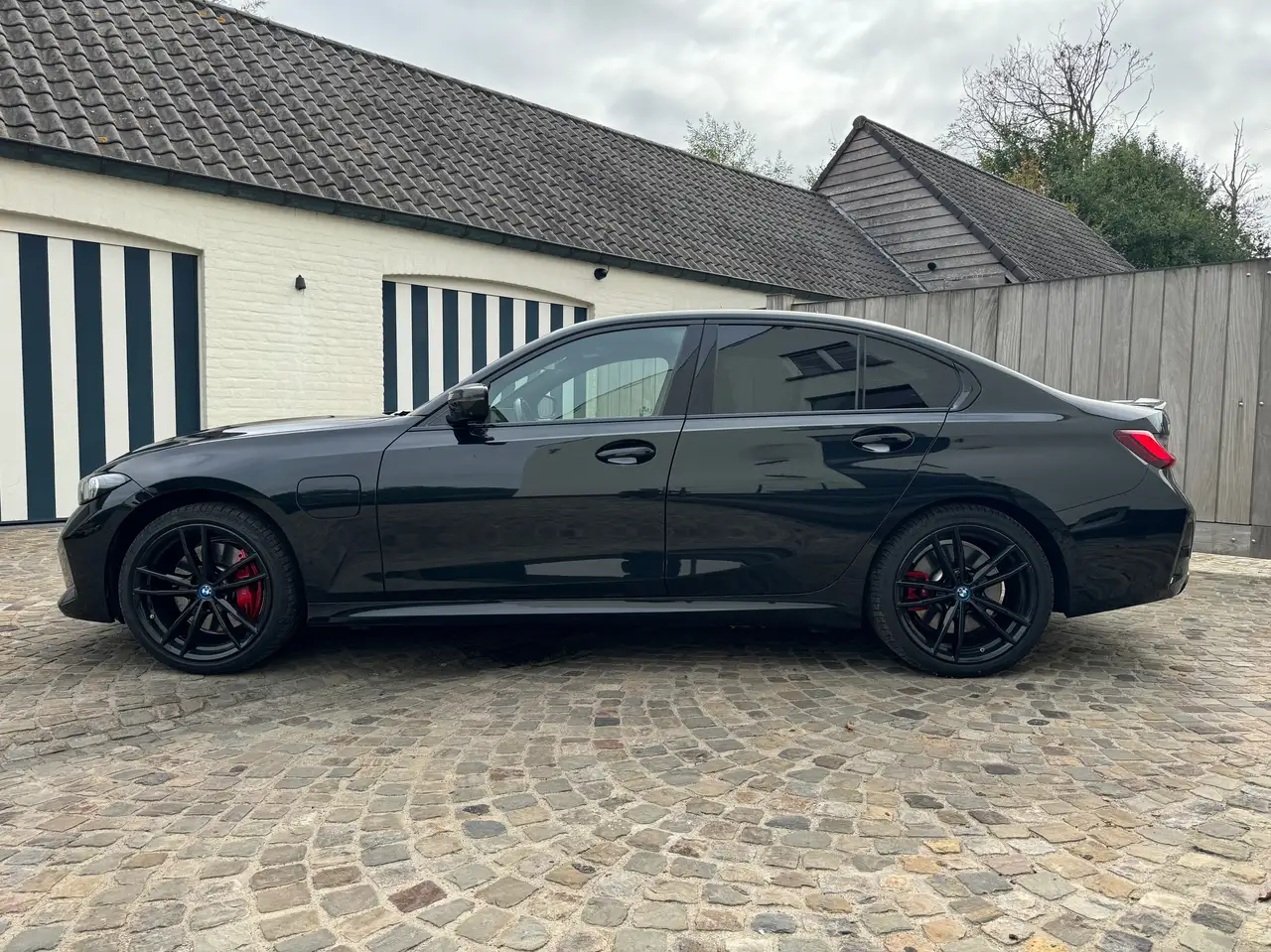 BMW 330 - 3